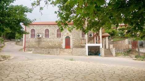 Ιερός Ναός Αγίου Δημητρίου Τούμπα Αιγιαλείας