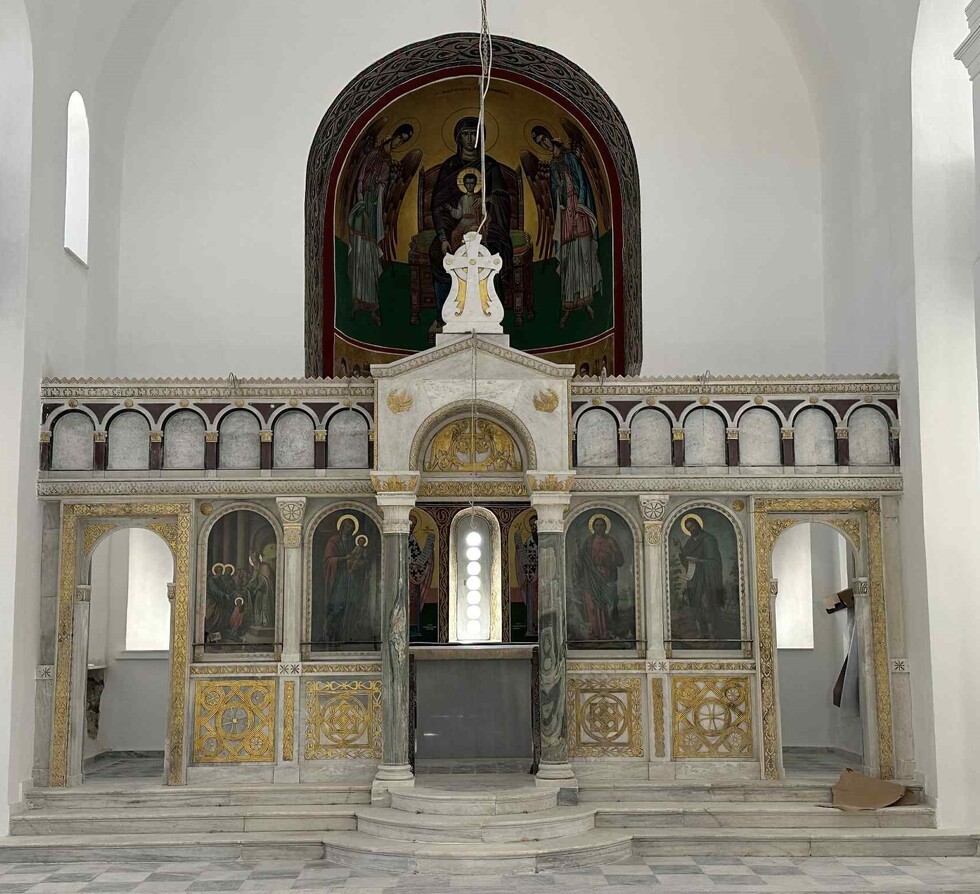 Επίσκεψη Σεβασμιωτάτου Μητροπολίτου Ιερωνύμου και Γέροντος Αμβροσίου στον ανακαινισμένο Ιερό Ναό Εισοδίων της Θεοτόκου Αιγίου