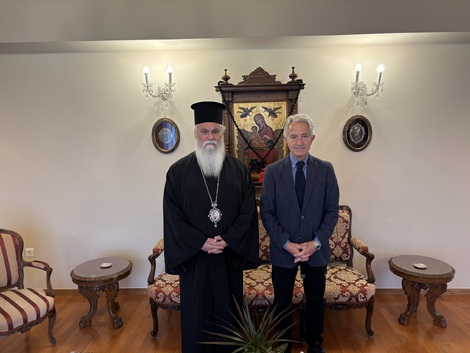 Εθιμοτυπική επίσκεψη του επικεφαλής της δημοτικής παρατάξεως «Αιγιάλεια Προορισμός» κ. Κωνσταντίνου Σπηλιόπουλου στον Σεβασμιώτατο Μητροπολίτη Καλαβρύτων και Αιγιαλείας κ. Ιερώνυμο
