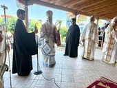 Πανηγυρική Αρχιερατική Θεία Λειτουργία στην Ιερά Μονή Αγίας Τριάδος Ακράτας Αιγιαλείας