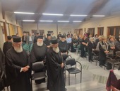 Με ιδιαίτερη λαμπρότητα πραγματοποιήθηκε η έναρξη της Πνευματικής Δραστηριότητας των Εσπερινών Ομιλιών της Ιεράς Μητροπόλεως Καλαβρύτων και Αιγιαλείας