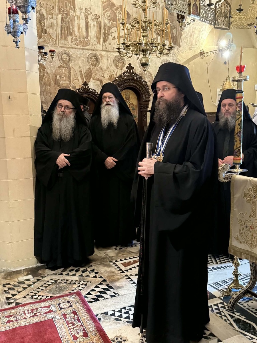 Ιστορική επίσκεψη και προσκύνημα της εκπροσώπων της Ιεράς Κοινότητας του Αγίου Όρους στις Ιερές Μονές Μεγάλου Σπηλαίου και Αγίας Λαύρας Καλαβρύτων