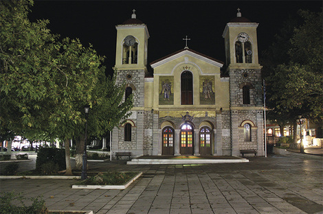 Μητροπολιτικός Ιερός Ναός Κοιμήσεως της Θεοτόκου Καλαβρύτων