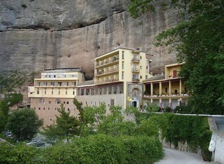 Αντικατάσταση Ηγουμενοσυμβουλίου Ιεράς Μονής Μεγάλου Σπηλαίου