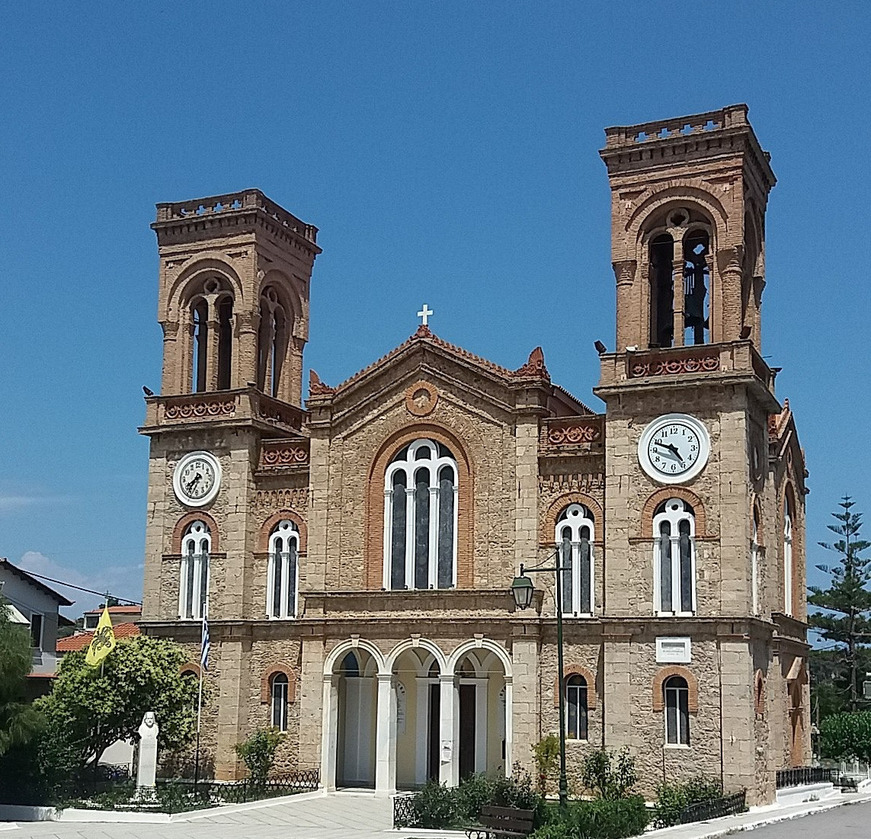 Ιερός Ναός Αγίου Χαραλάμπους Ακράτας