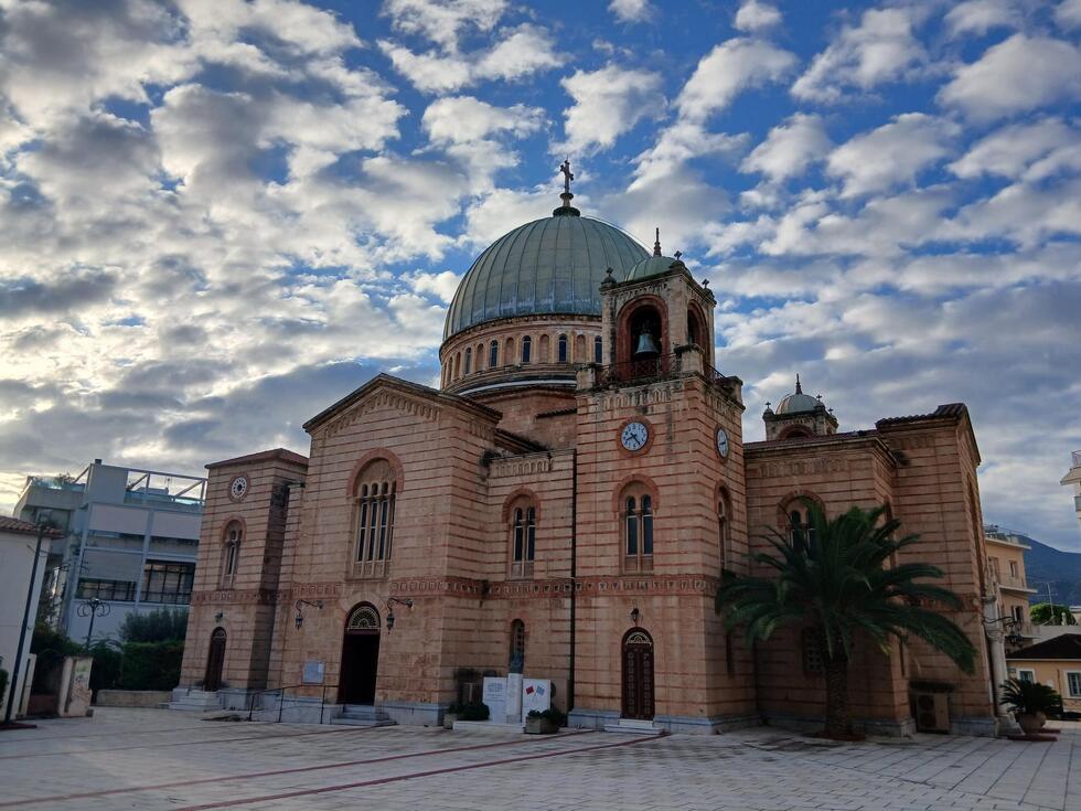 Πρόγραμμα Ιερών Ακολουθιών Οκτωβρίου Μητροπολιτικού Ι.Ν. Κοιμήσεως της Θεοτόκου (Φανερωμένη) Αιγίου