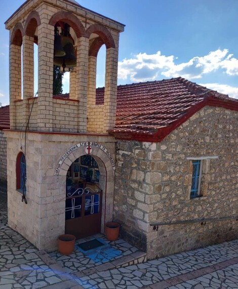 Ιερός Ναός Αγίου Ανδρέου Αμπέλου Αιγιαλείας