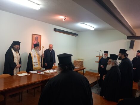 Κοπή βασιλόπιτας από τον Σεβασμιώτατο Μητροπολίτη Καλαβρύτων και Αιγιαλείας κ. Ιερώνυμο στα Καλάβρυτα