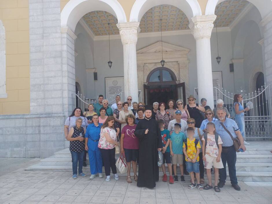 Ι.Ν. Κοιμήσεως Θεοτόκου Μαμουσιάς-Προσκυνηματική εκδρομή στην Καλαμάτα